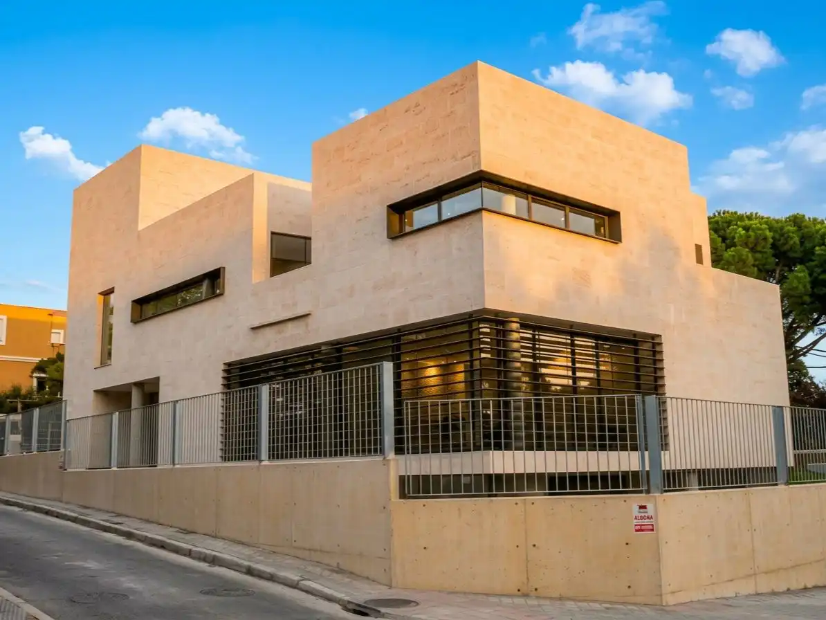 Vista exterior de Oficina de alquiler en  Madrid Capital con Aire acondicionado, Calefacción y Terraza