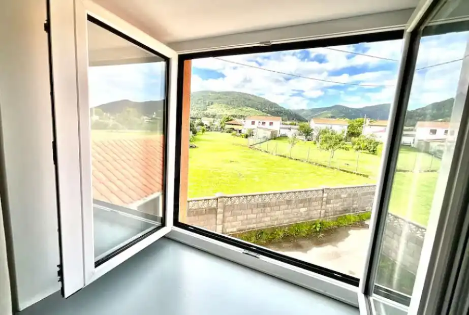 Vista exterior de Casa o xalet en venda en Cudillero amb Calefacció i Terrassa