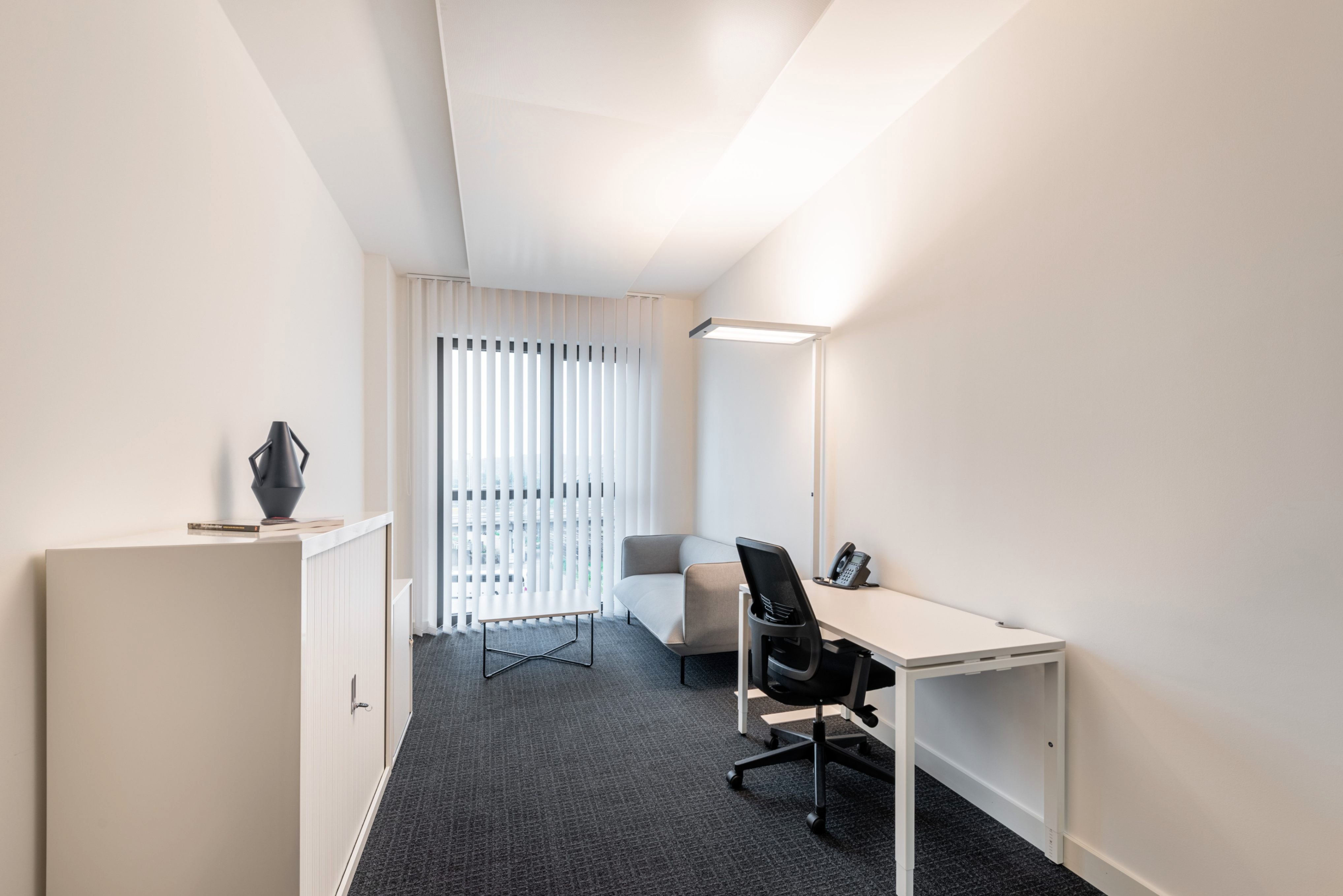 Office to rent in  Madrid Capital  with Air Conditioner, Furnished and Balcony