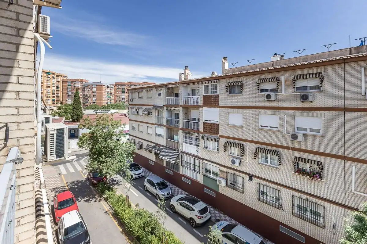 Exterior view of Flat for sale in Granada  with Air Conditioner and Heating
