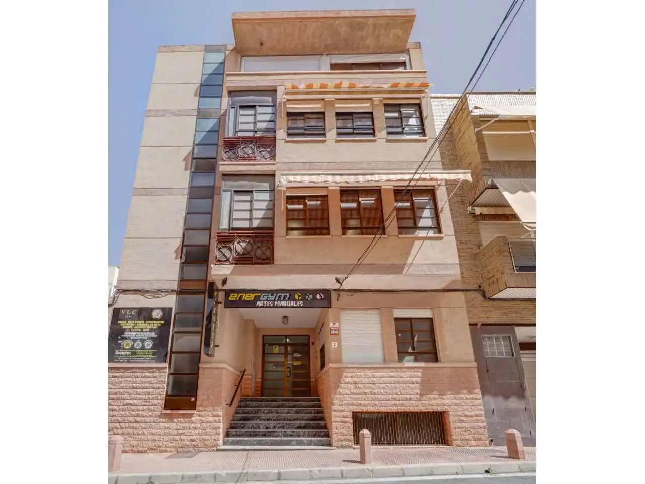 Vista exterior de Edificio en venta en Santa Pola