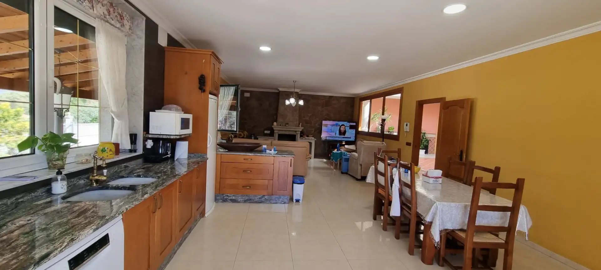 Cuina de Casa o xalet en venda en Moralzarzal amb Aire condicionat, Calefacció i Jardí privat