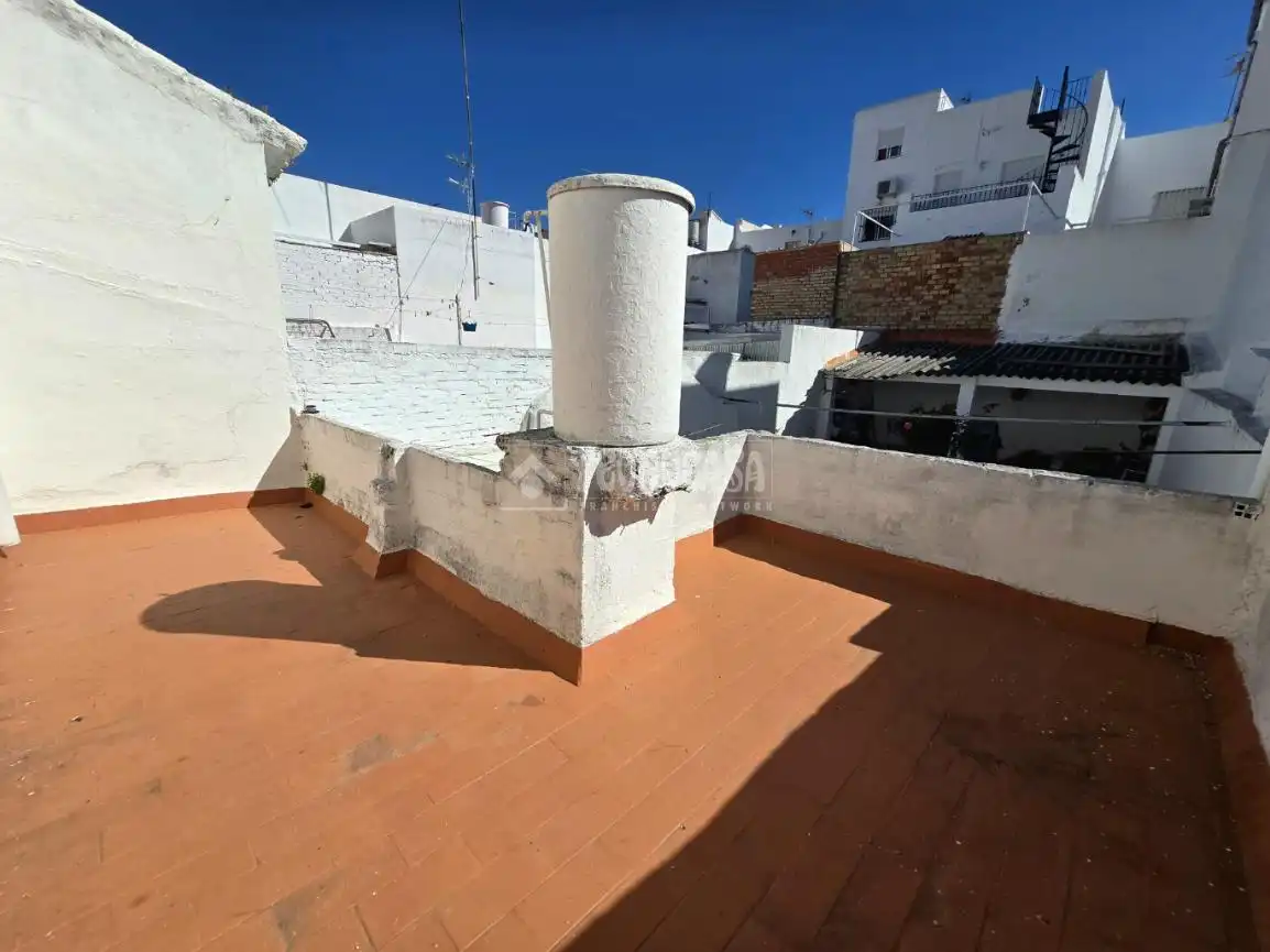 Casa adosada en venda a Morón de la Frontera