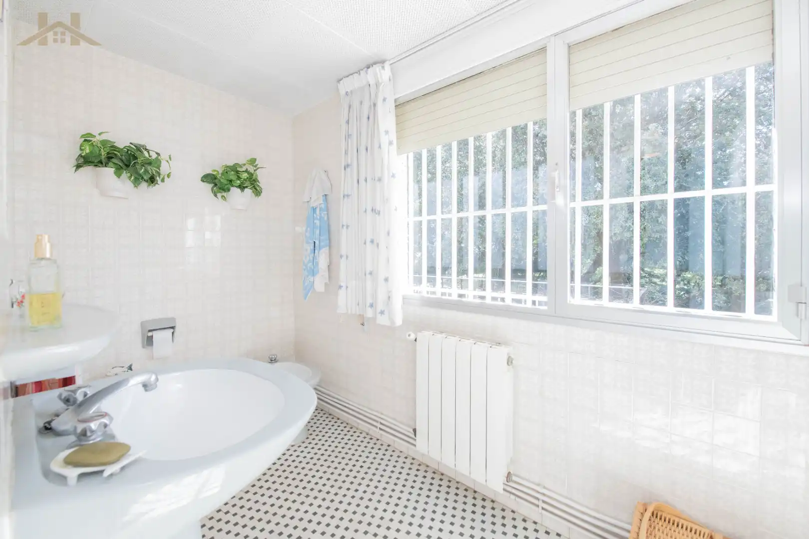 Baño de Casa o chalet en venta en Galapagar con Calefacción, Jardín privado y Terraza