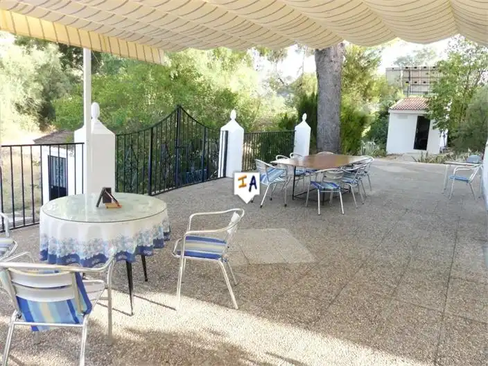 Villa mit Pool zum Verkauf in Priego de Córdoba, imagen 3