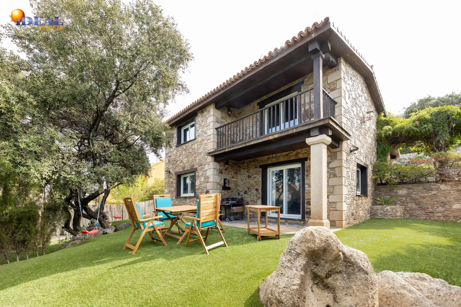 Chalet con jardín en venta en Calle Viña de los Serbos, 67