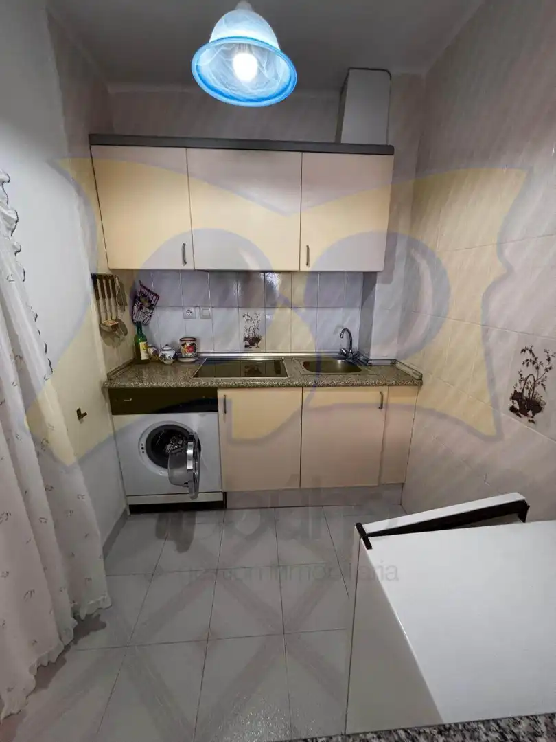 Cuina de Pis en venda en Torrevieja amb Aire condicionat, Terrassa i Moblat