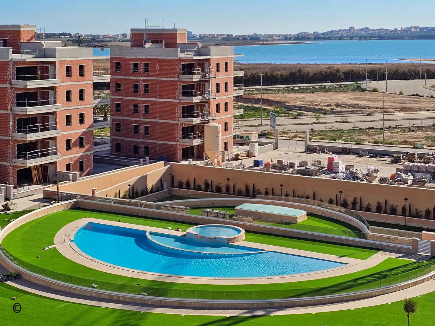 Piscina de Apartamento en venta en Guardamar del Segura con Aire acondicionado, Calefacción y Terraza
