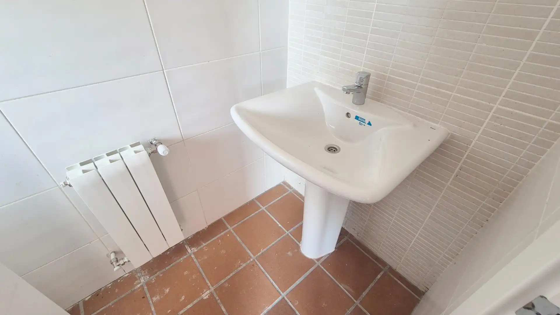 Bathroom of Detached homes for sale in Carrascal de Barregas