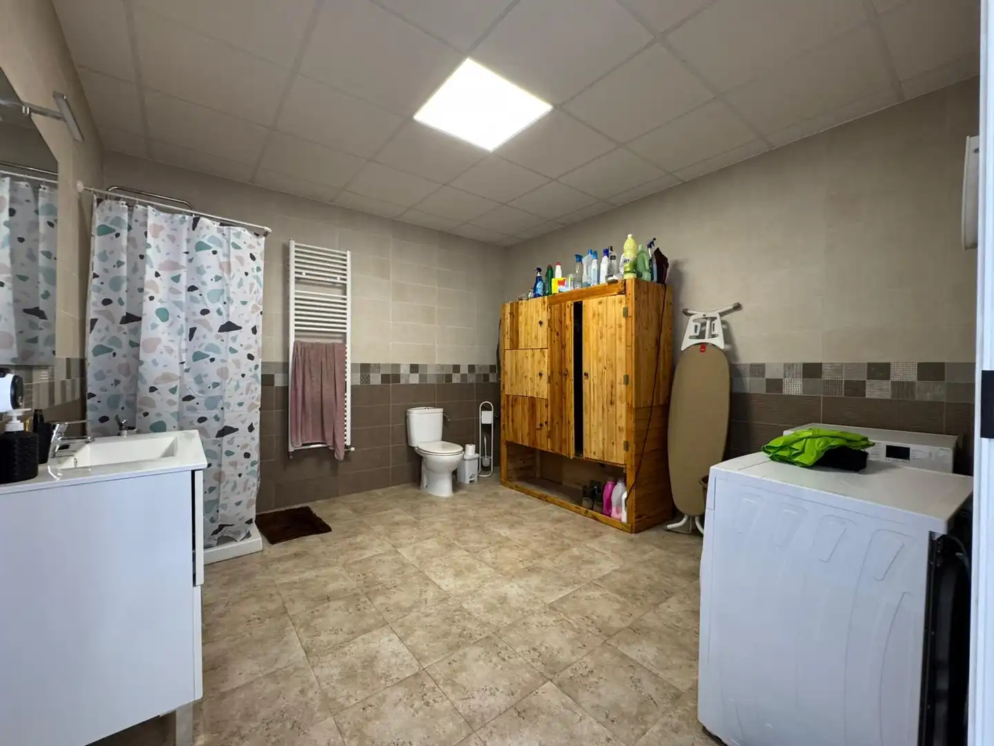 Badezimmer von Haus oder Chalet zum Verkauf in Humilladero mit Klimaanlage, Möbliert und Ofen