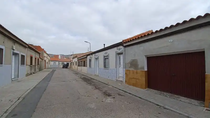 Einfamilien-Reihenhaus zum Verkauf in DON QUIJOTE, Carretera de Córdoba - Libertad