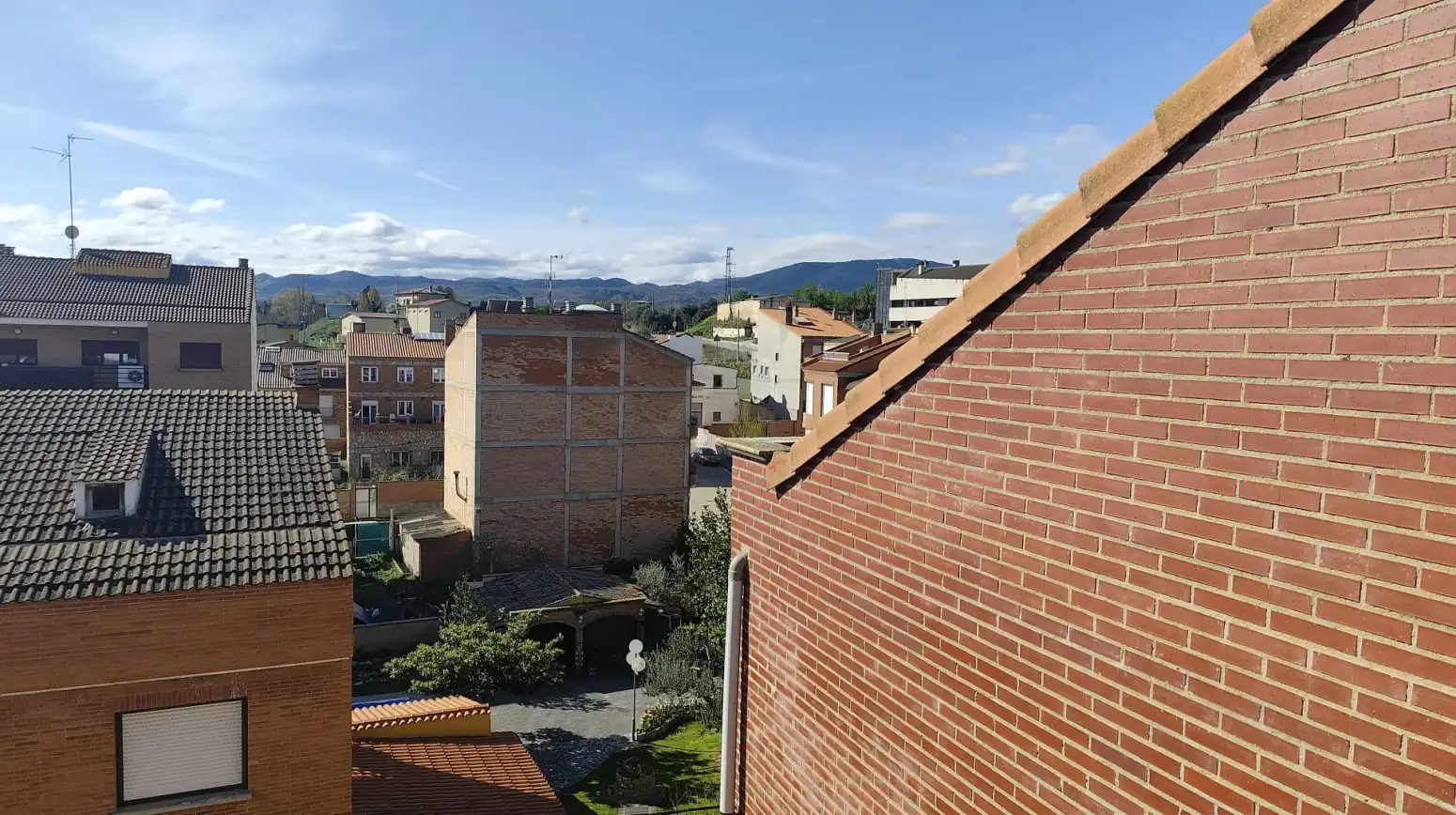 Vista exterior de Ático en venta en Murillo de Río Leza con Aire acondicionado, Calefacción y Parquet