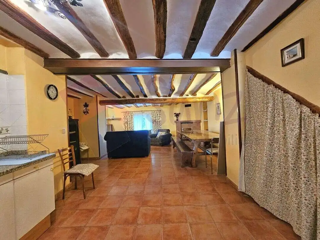 Houses for sale in Sotés  with Heating and Storage room