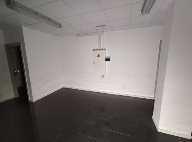 Local comercial en Alquiler en C/ Doctor Calsina en Sant Pere Nord