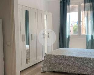 Dormitori de Apartament de lloguer en  Barcelona Capital amb Moblat