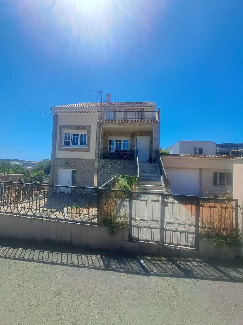 Vista exterior de Casa o xalet en venda en A Pobra do Caramiñal amb Moblat