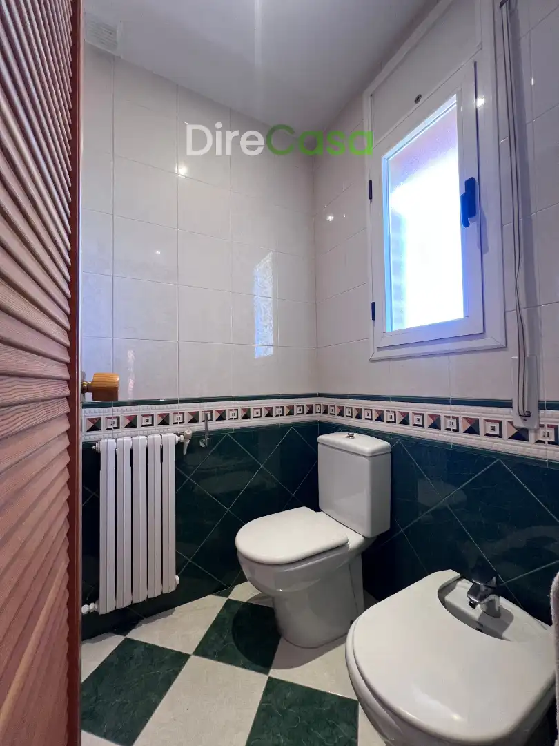 Baño de Casa o chalet en venta en Móra d'Ebre con Aire acondicionado, Calefacción y Jardín privado