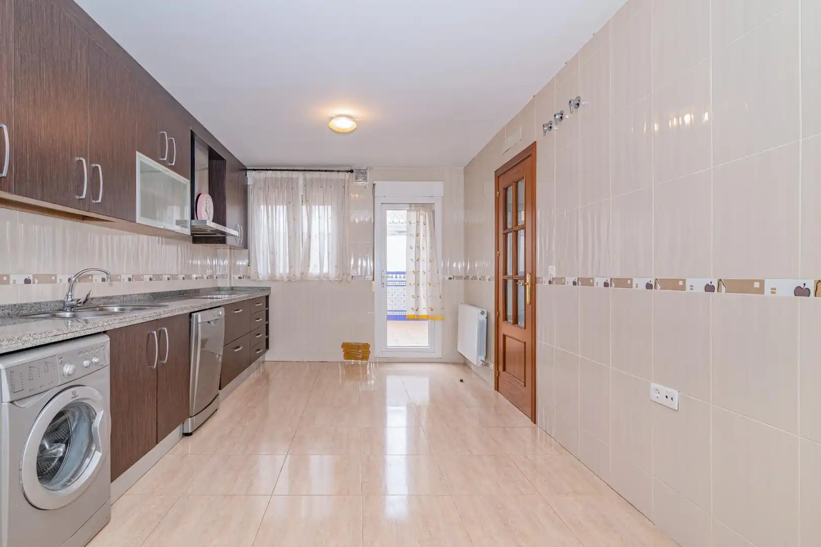 Cocina de Casa o chalet en venta en Atarfe con Aire acondicionado, Calefacción y Jardín privado