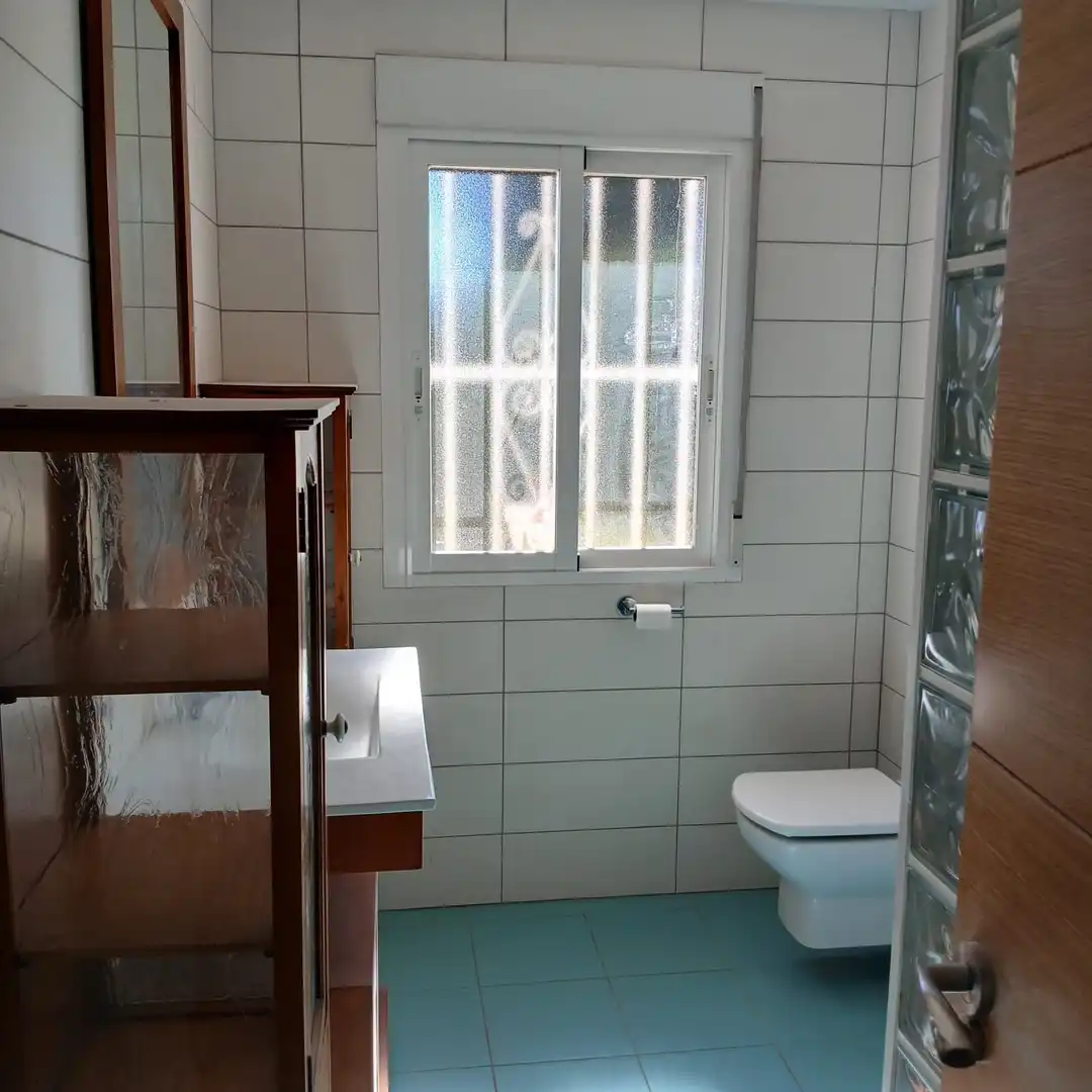 Baño de Casa o chalet en venta en La Nucia con Aire acondicionado, Calefacción y Jardín privado