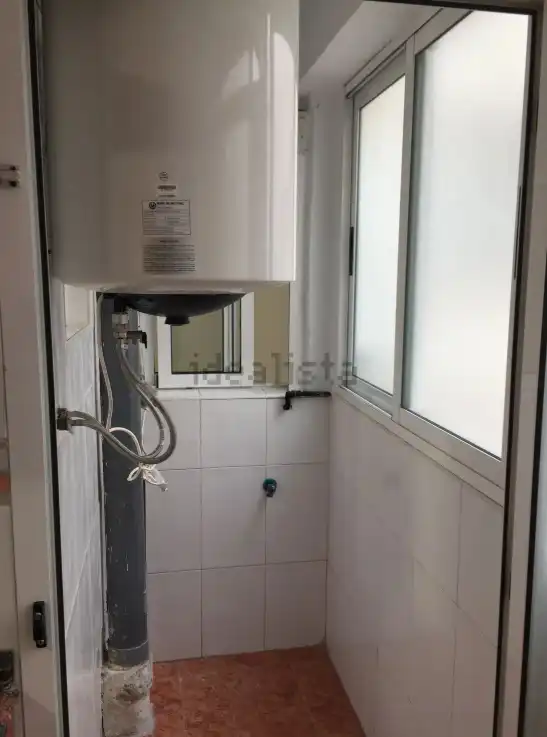Badezimmer von Wohnung zur Miete in Alaquàs mit Balkon