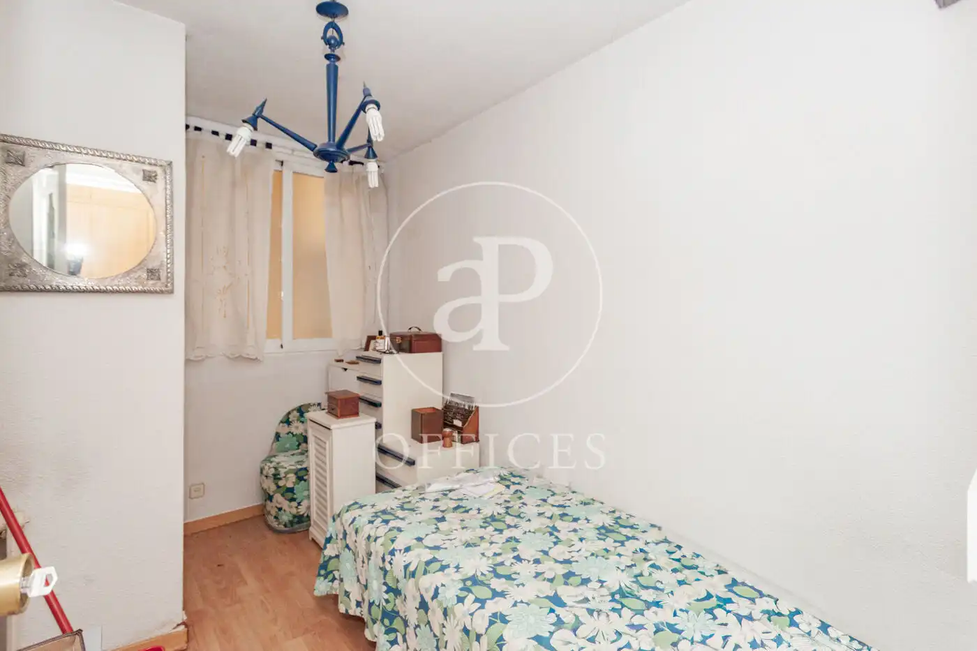 Habitación de Oficina en venta en Madrid con Calefacción