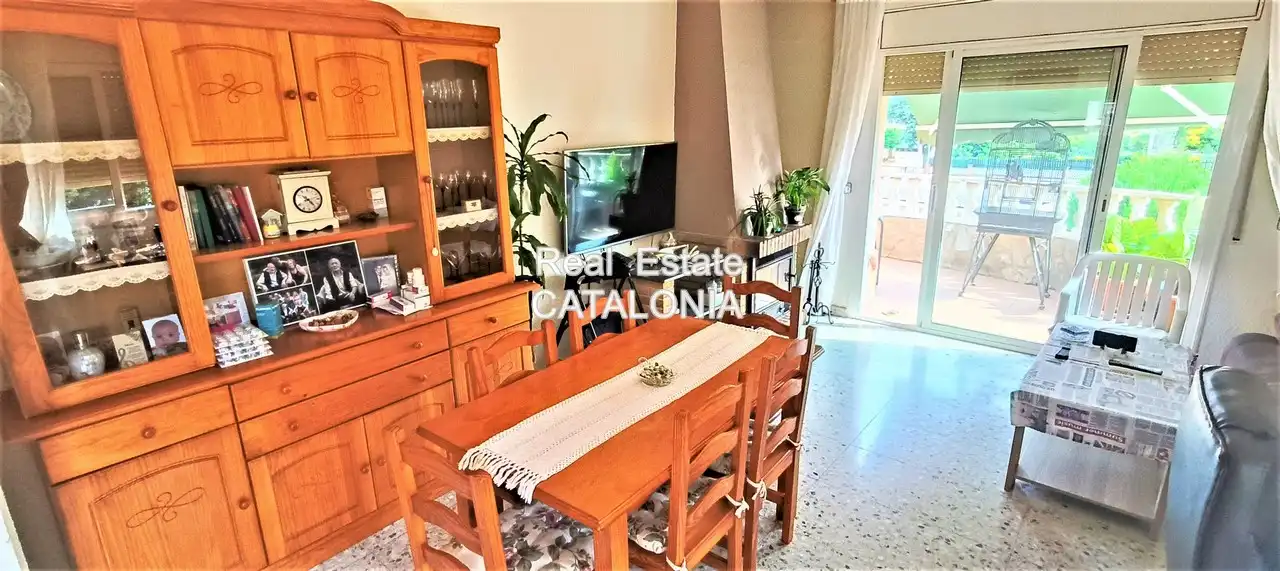 Vista exterior de Casa o xalet en venda en Lloret de Mar amb Calefacció, Jardí privat i Terrassa