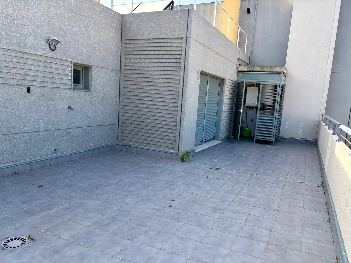Vista exterior de Ático en venta en Pinto con Calefacción, Parquet y Terraza