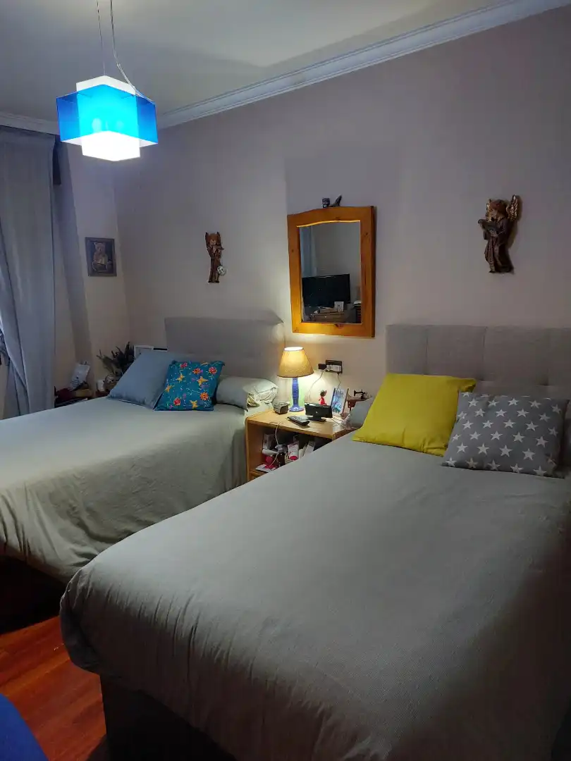 Habitación de Piso en venta en Pontevedra Capital  con Calefacción, Parquet y Trastero