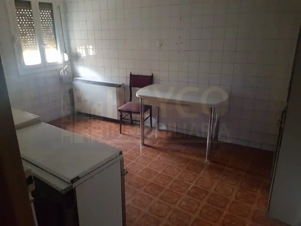Adossat amb terrassa en venda a Calle Santo Tomas, imagen 3