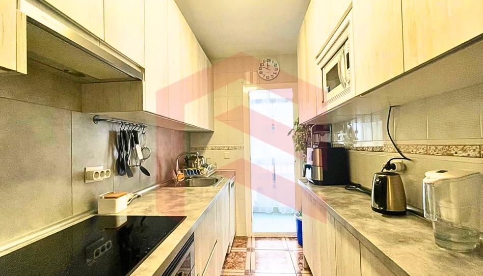 Foto 1 de Pis en venda a Calle Escorial, Peñamefecit - Avda Barcelona, Jaén