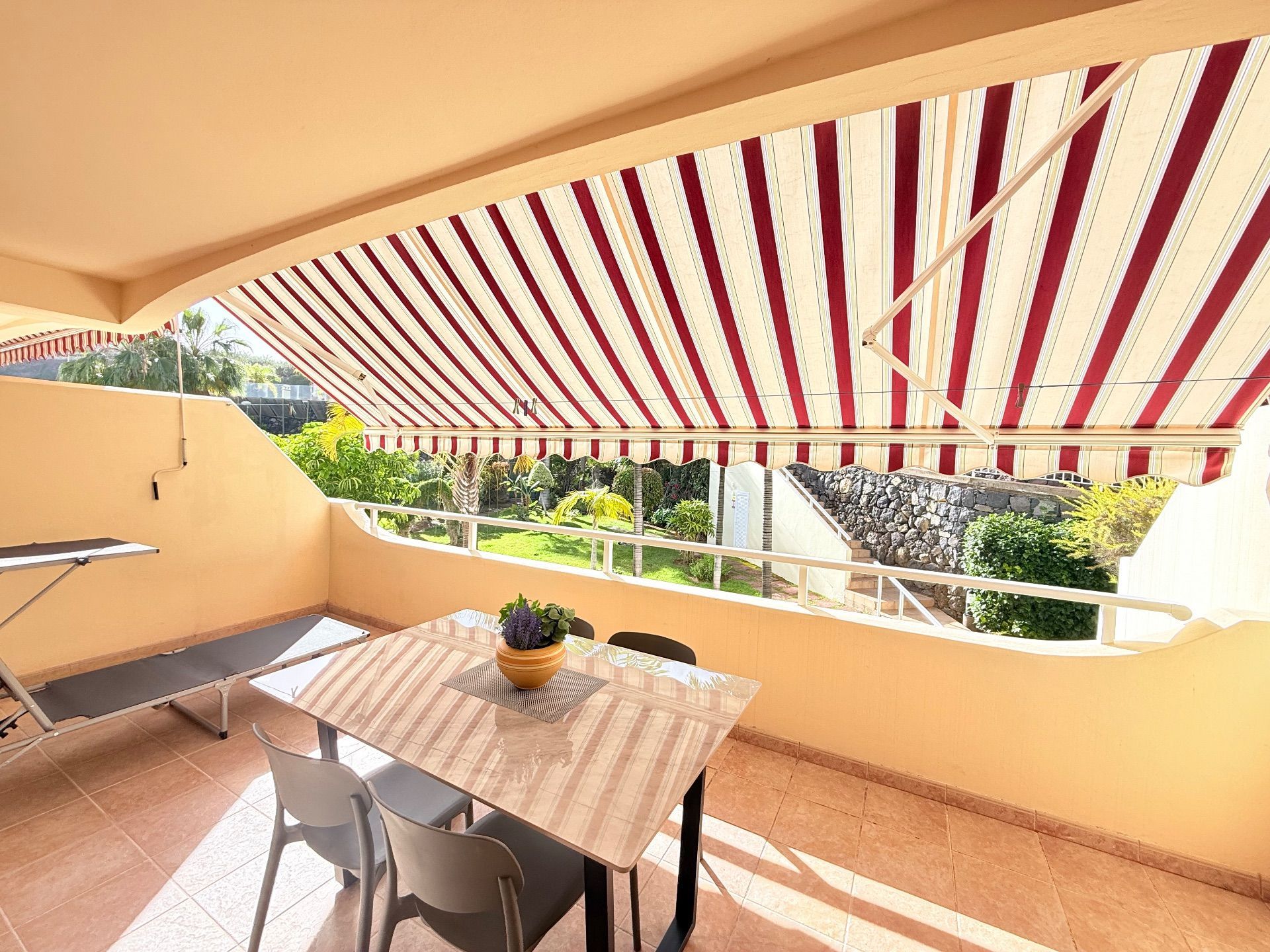 Terrassa de Apartament de lloguer en Puerto de la Cruz amb Terrassa, Traster i Moblat