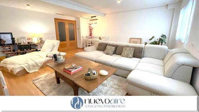 Piso en Venta en Los Ángeles