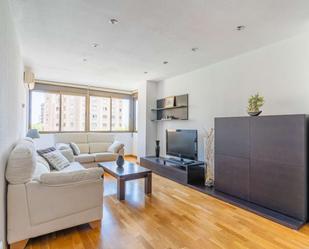 Sala d'estar de Apartament per a compartir en  Valencia Capital amb Aire condicionat, Calefacció i Terrassa