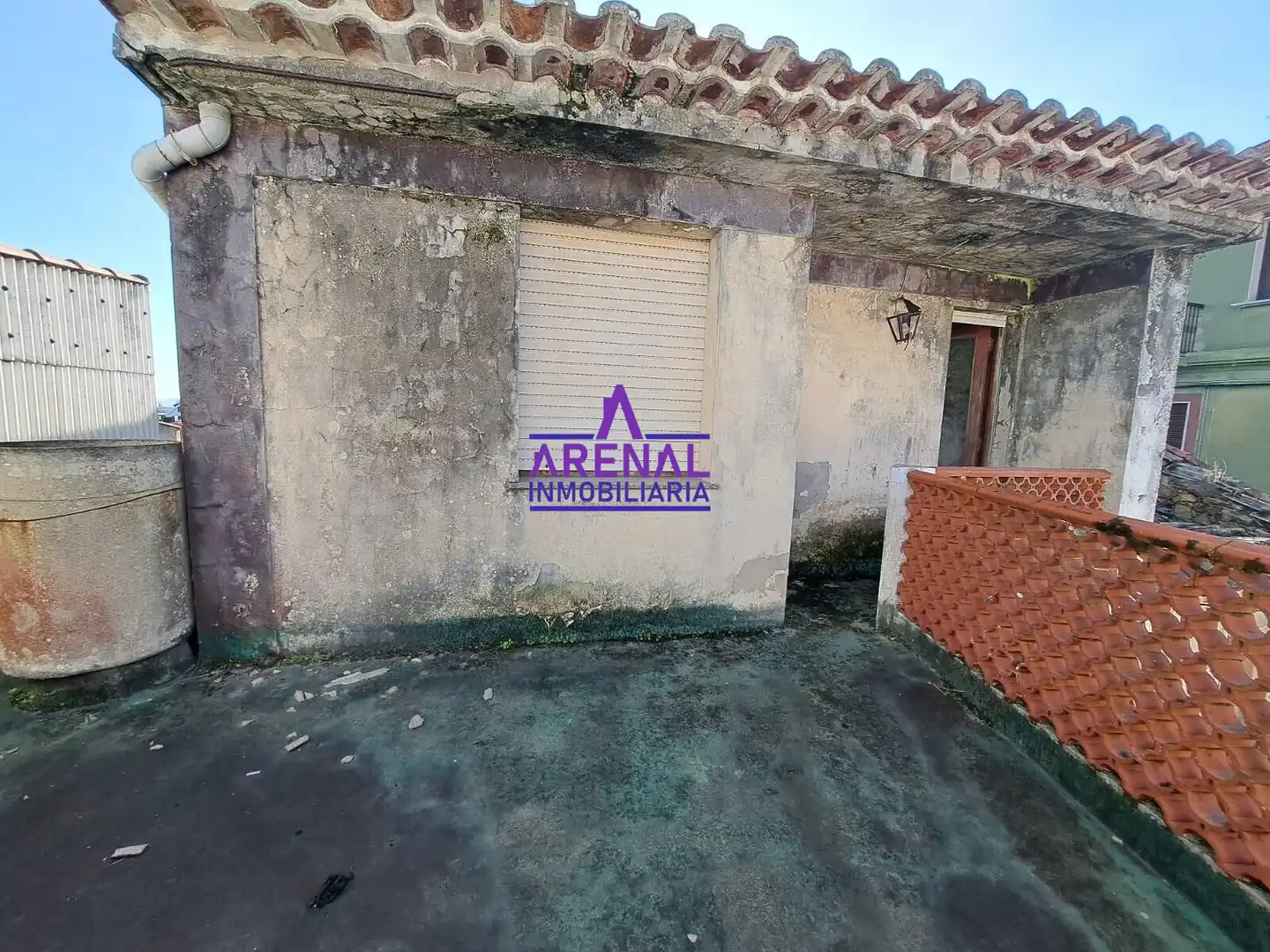 Vista exterior de Casa o xalet en venda en Ribeira amb Terrassa