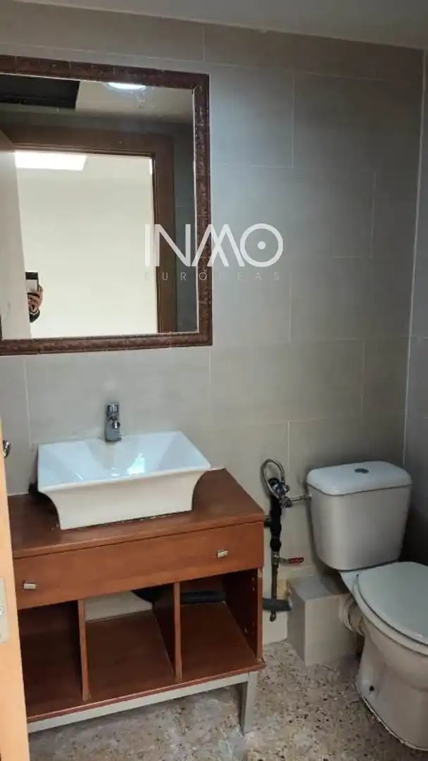 Local comercial en alquiler en Joan Maragall, imagen 7