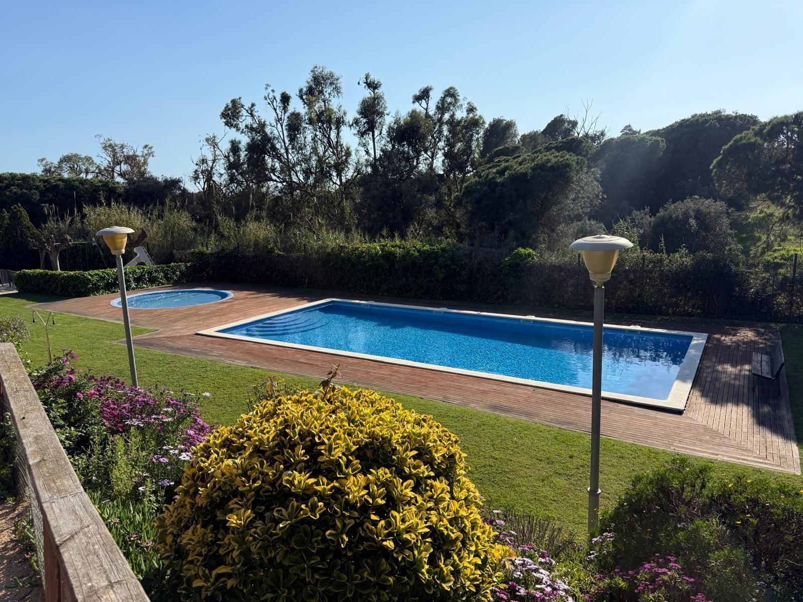 Swimming pool of Single-family semi-detached for sale in Sant Vicenç de Montalt  with Air Conditioner, Heating and Private garden