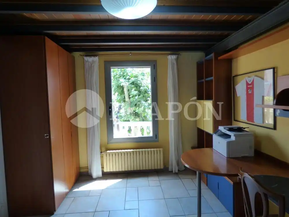 Sala d'estar de Casa o xalet en venda en Teià amb Calefacció, Jardí privat i Terrassa