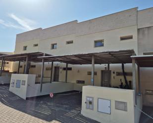 Vista exterior de Casa adosada en venda en Peñíscola / Peníscola amb Terrassa