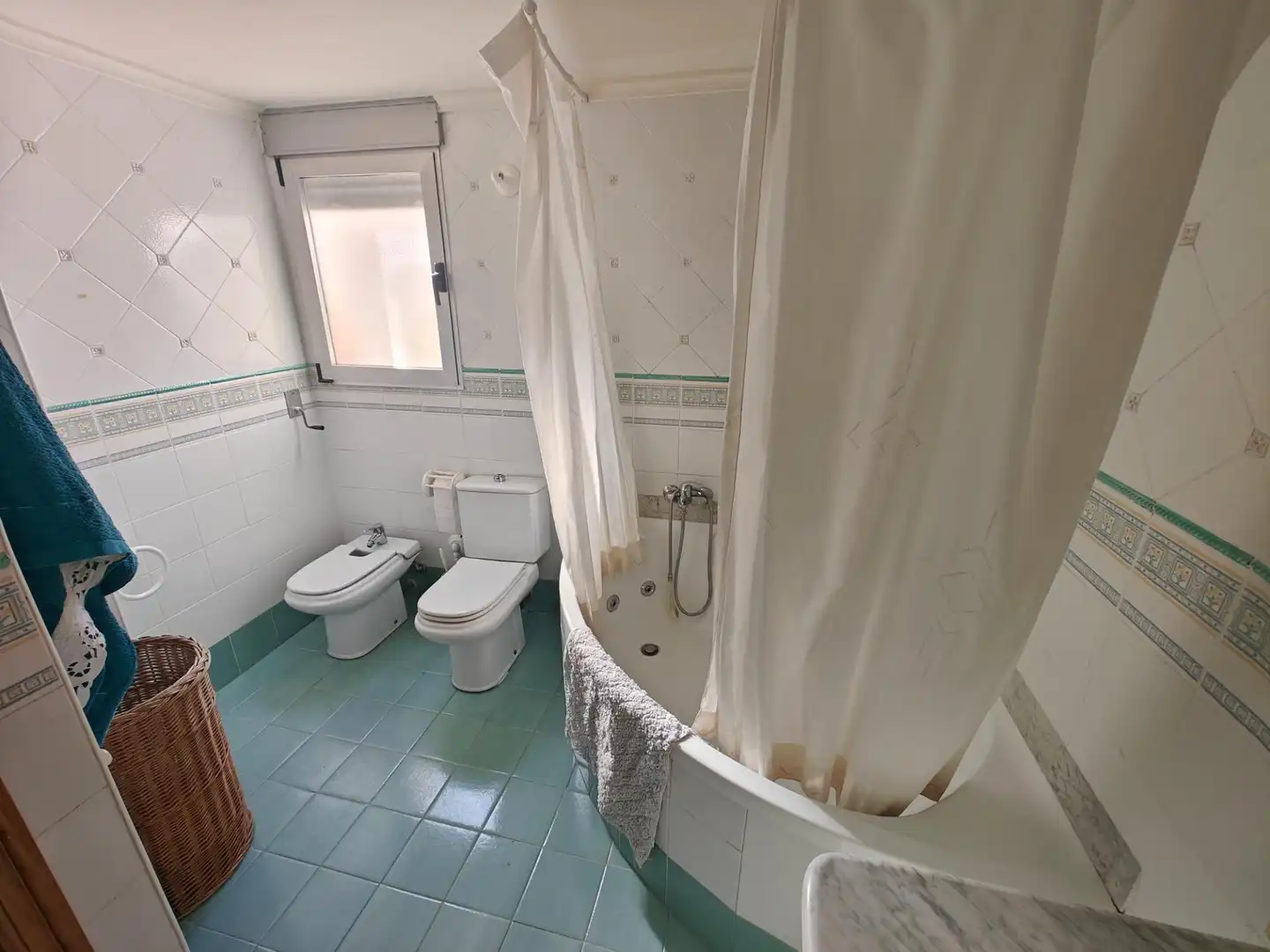 Bany de Casa o xalet en venda en Buñol amb Aire condicionat, Calefacció i Terrassa