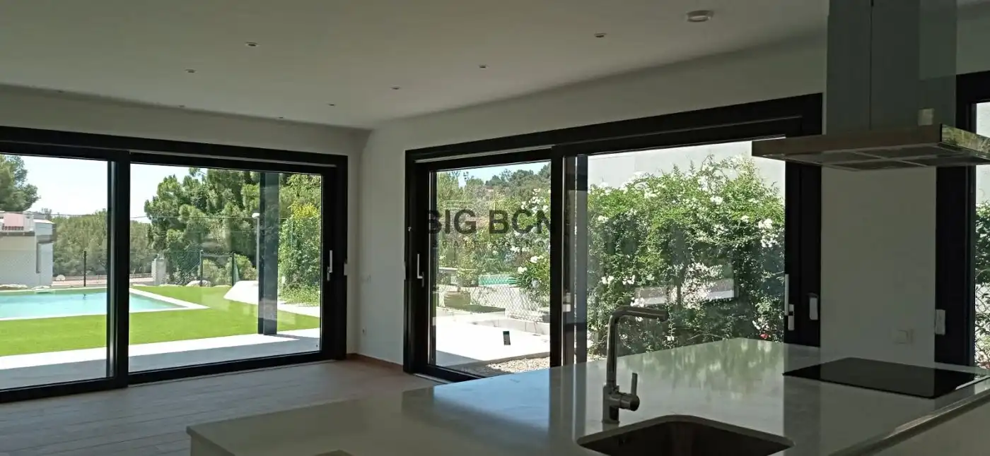 Sala de estar de Casa o chalet de alquiler en Sitges con Aire acondicionado, Calefacción y Jardín privado