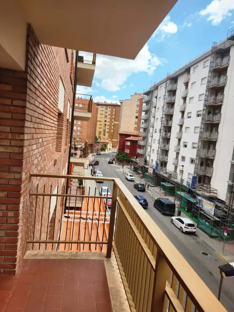 Pis de lloguer a Avenida de Aragón, 14, Ensanche - Fuenfresca
