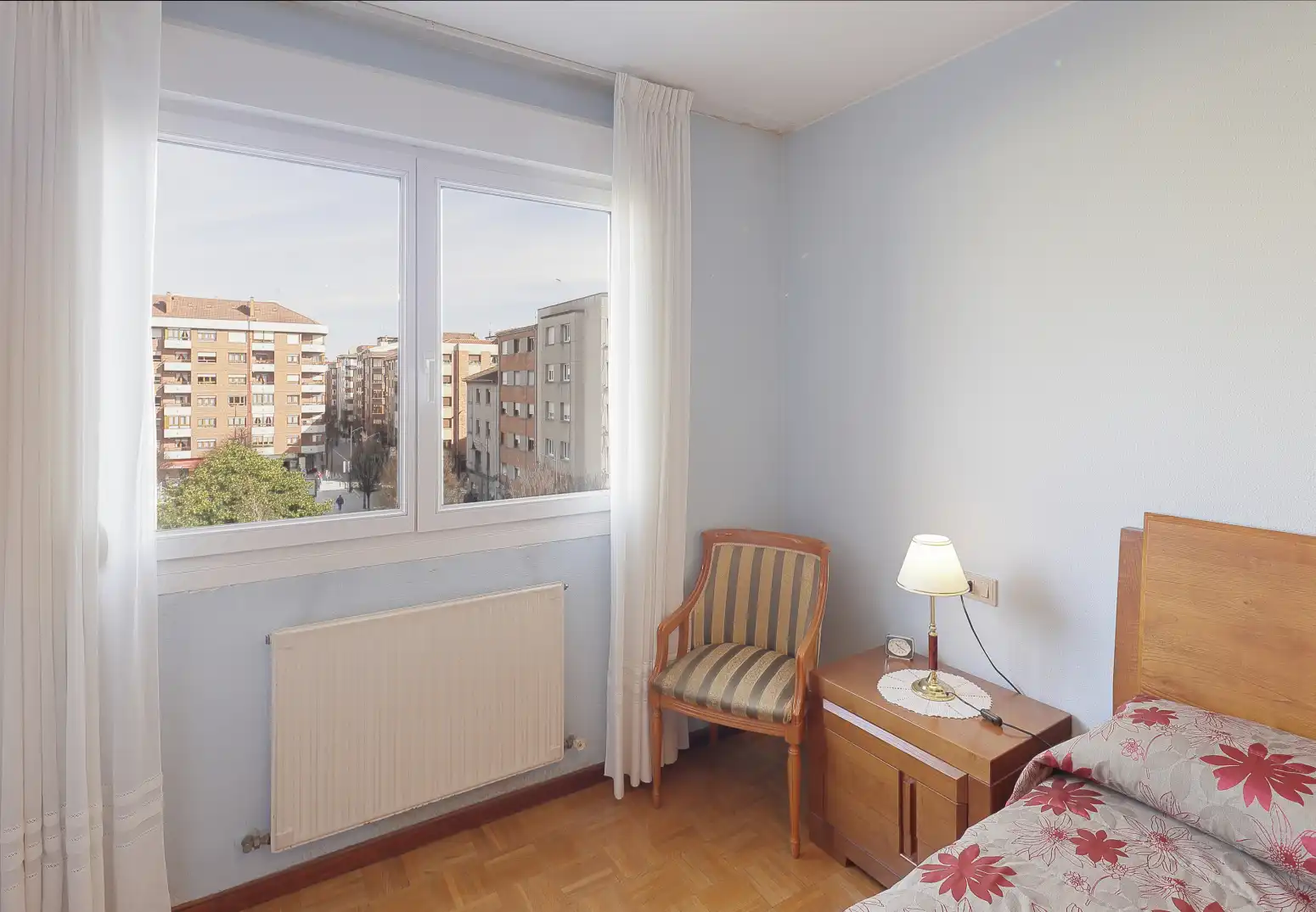 Bedroom of Flat for sale in Gijón   with Heating, Parquet flooring and Storage room