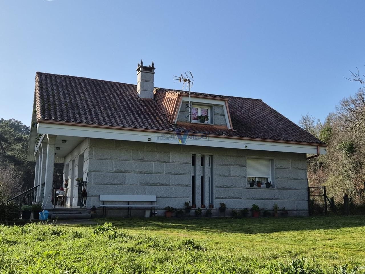 Exterior view of Houses for sale in Ourense Capital   with Heating and Private garden