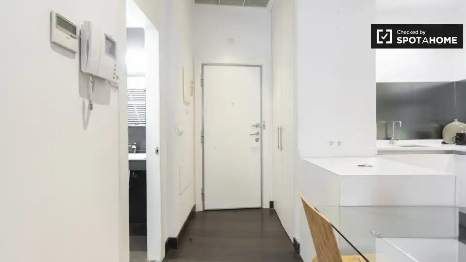 Appartamento con terrazza in affitto a Centro, imagen 13