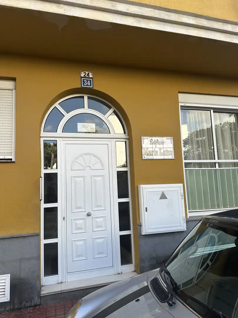 Vista exterior de Piso en venta en Arona