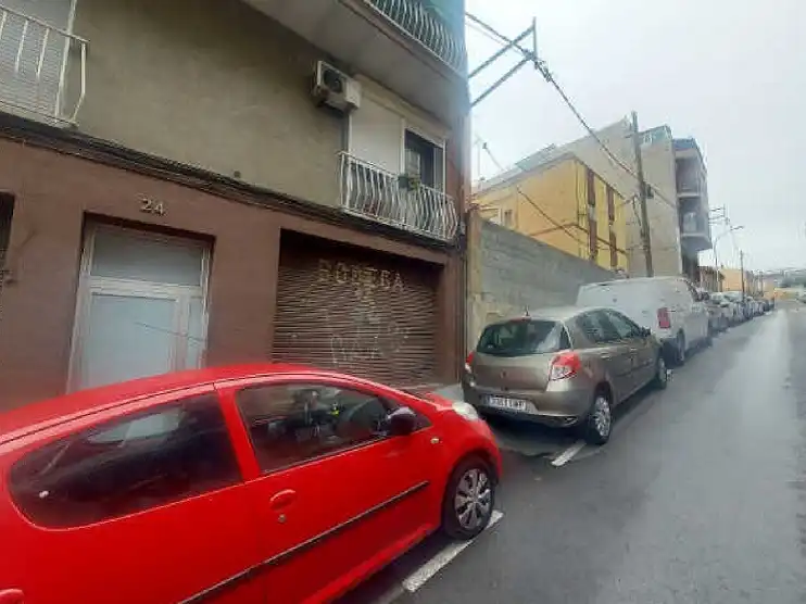 Aparcament de Residencial en venda en Santa Coloma de Gramenet