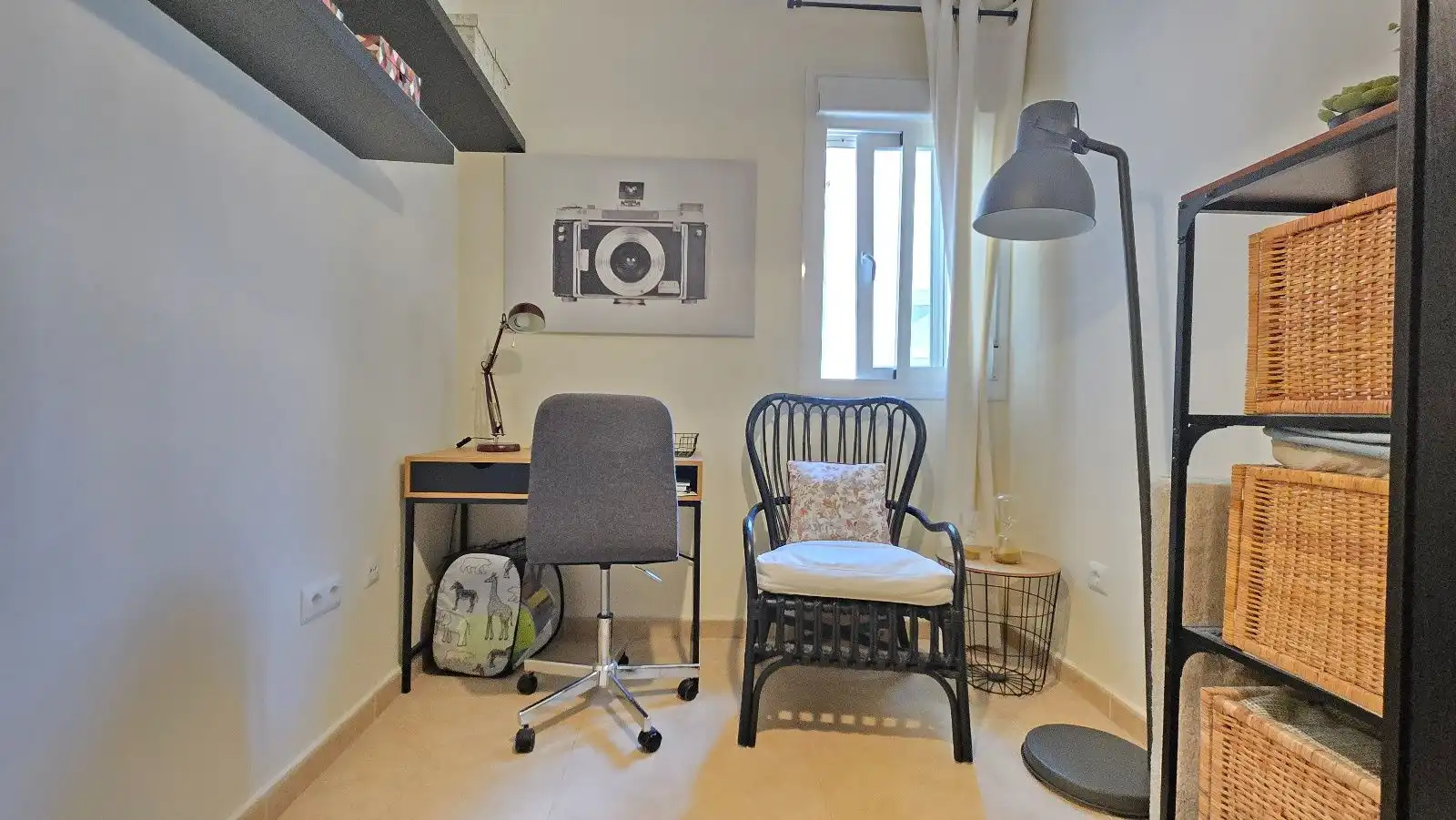 Bedroom of Flat for sale in El Pinillo 