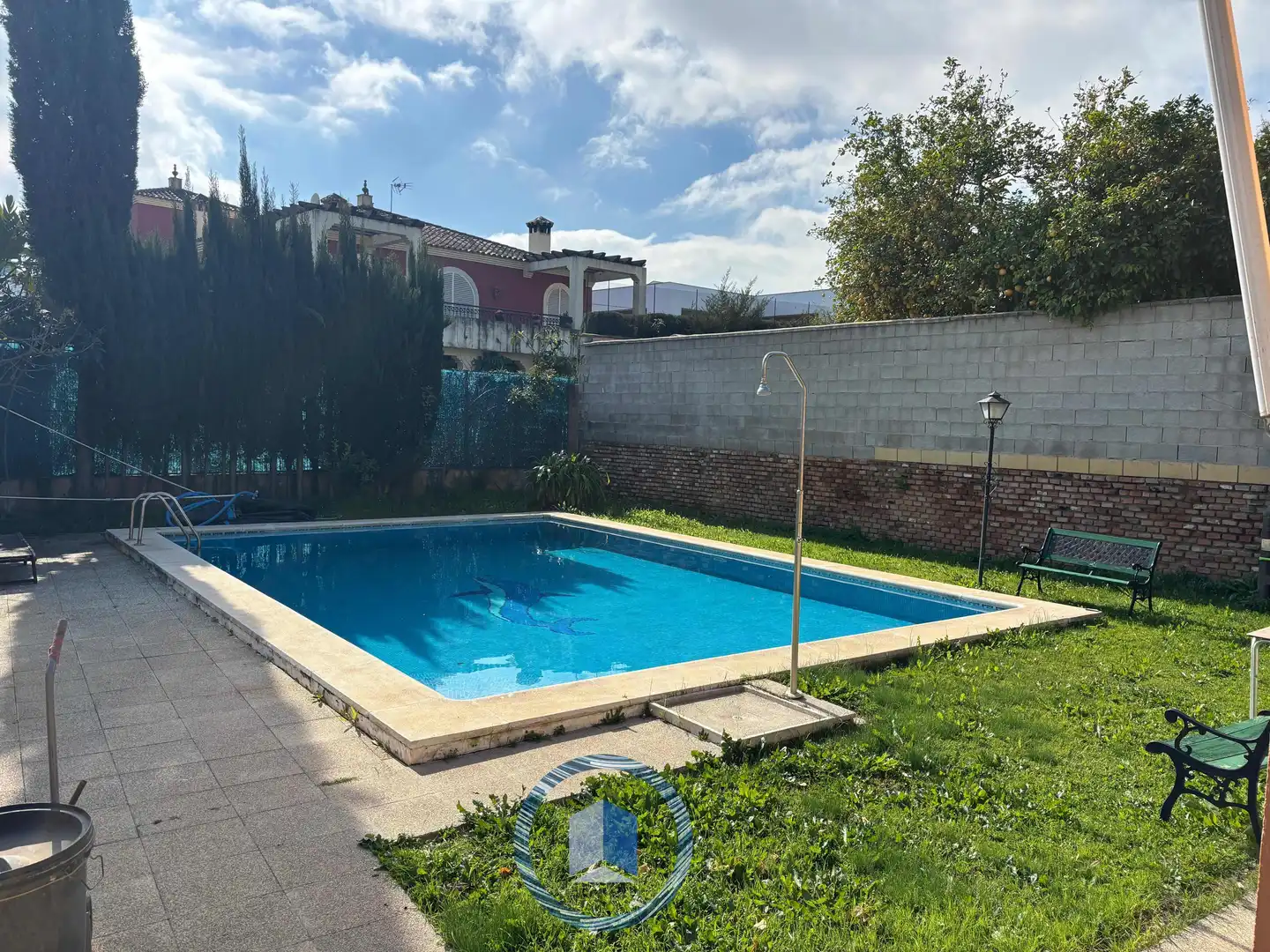 Piscina de Casa o xalet en venda en Montequinto