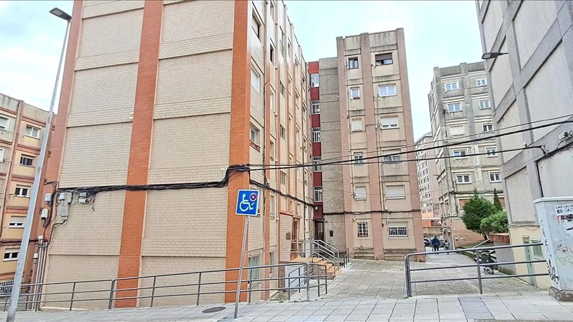 Vista exterior de Piso en venta en Santander
