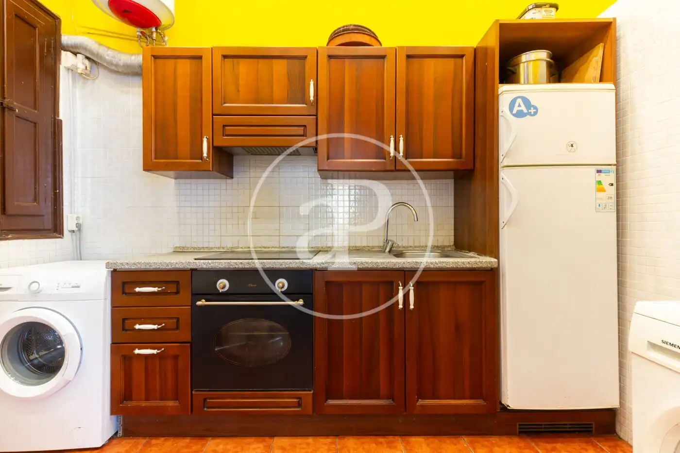 Flat with terrace to rent in C/ de la Corona, imagen 6